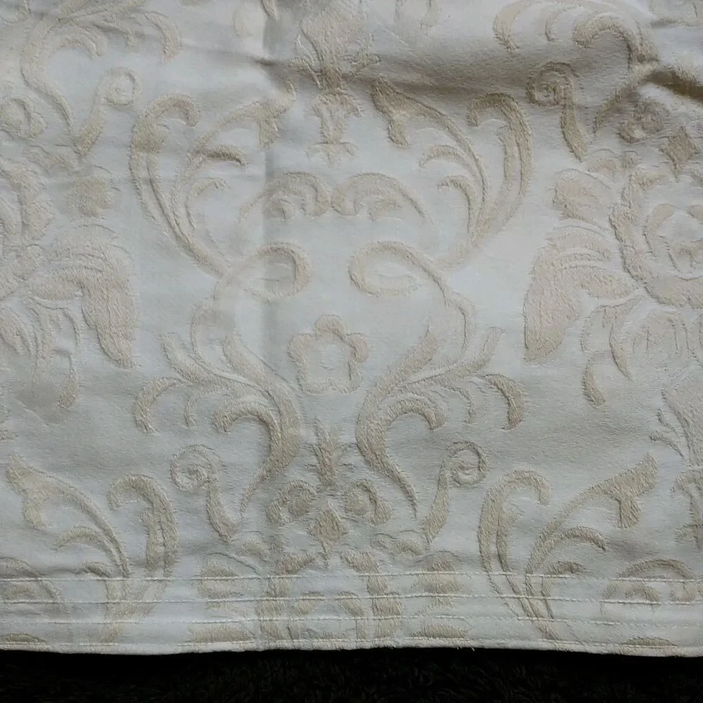 Locama Pillow Sham Cover Standard Cream Floral Jacquard Victoria French Portugal